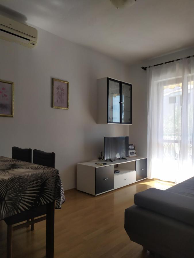 Apartmani Noemi Pula Exterior foto