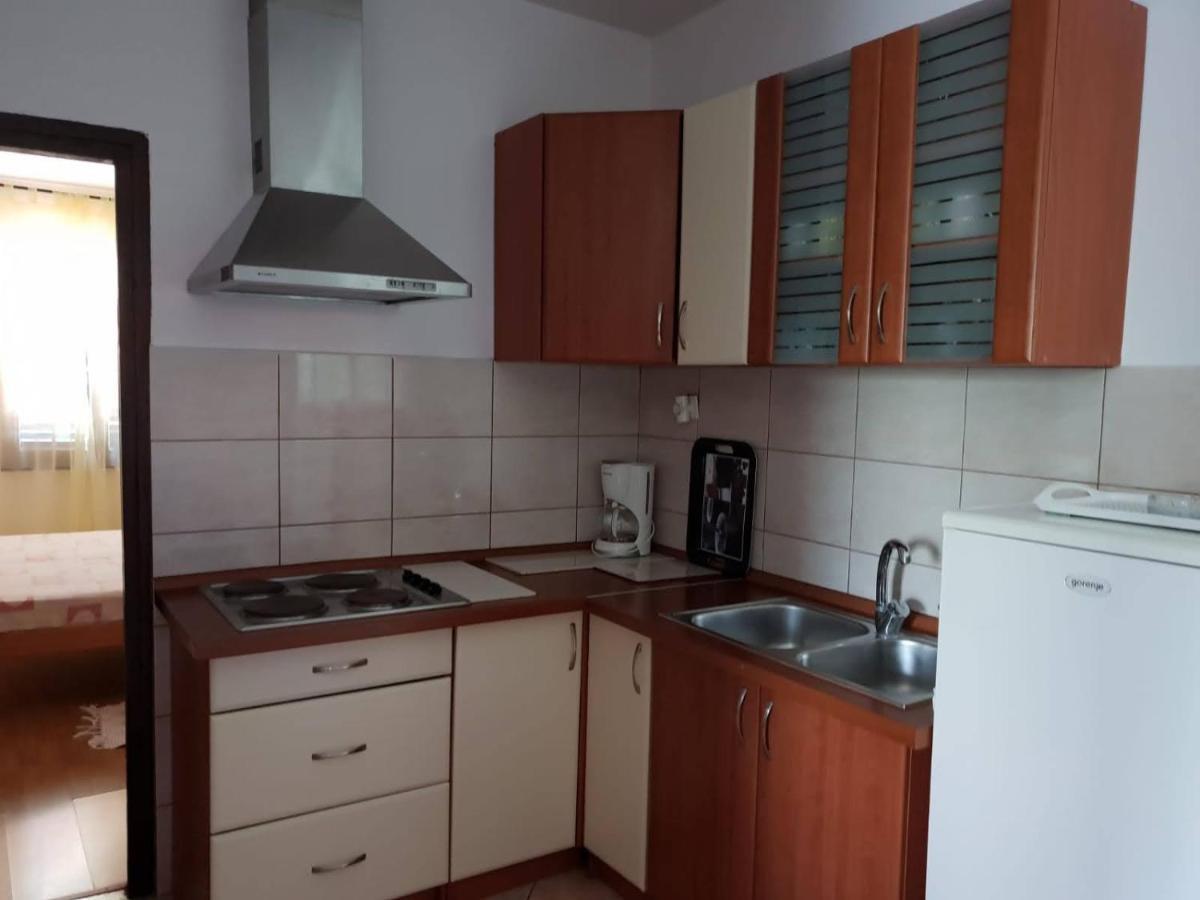 Apartmani Noemi Pula Exterior foto